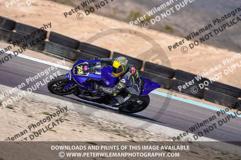cadwell no limits trackday;cadwell park;cadwell park photographs;cadwell trackday photographs;enduro digital images;event digital images;eventdigitalimages;no limits trackdays;peter wileman photography;racing digital images;trackday digital images;trackday photos